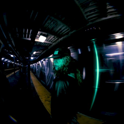 I'm Not Giving Up on You (Single)